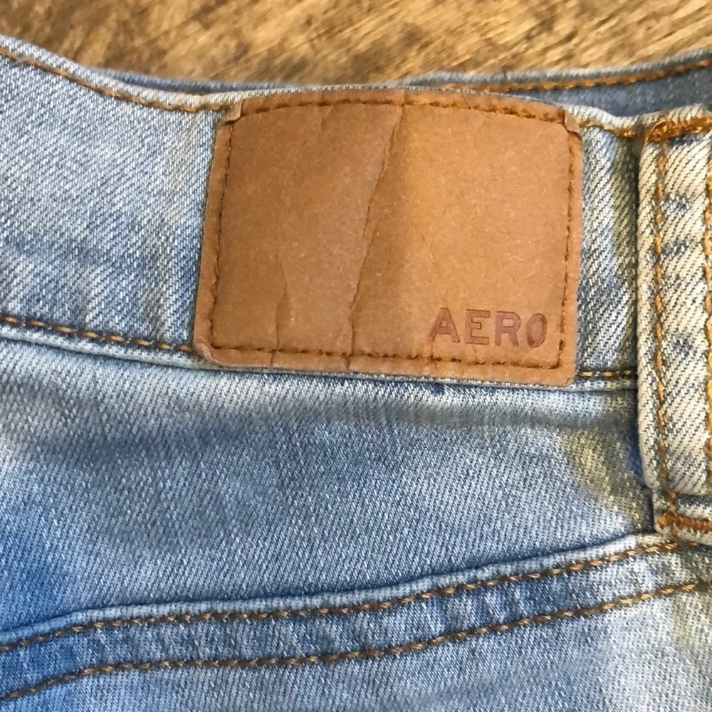 Aero High Rise Skinny Distressed‎ Jeans - Picture 2 of 6